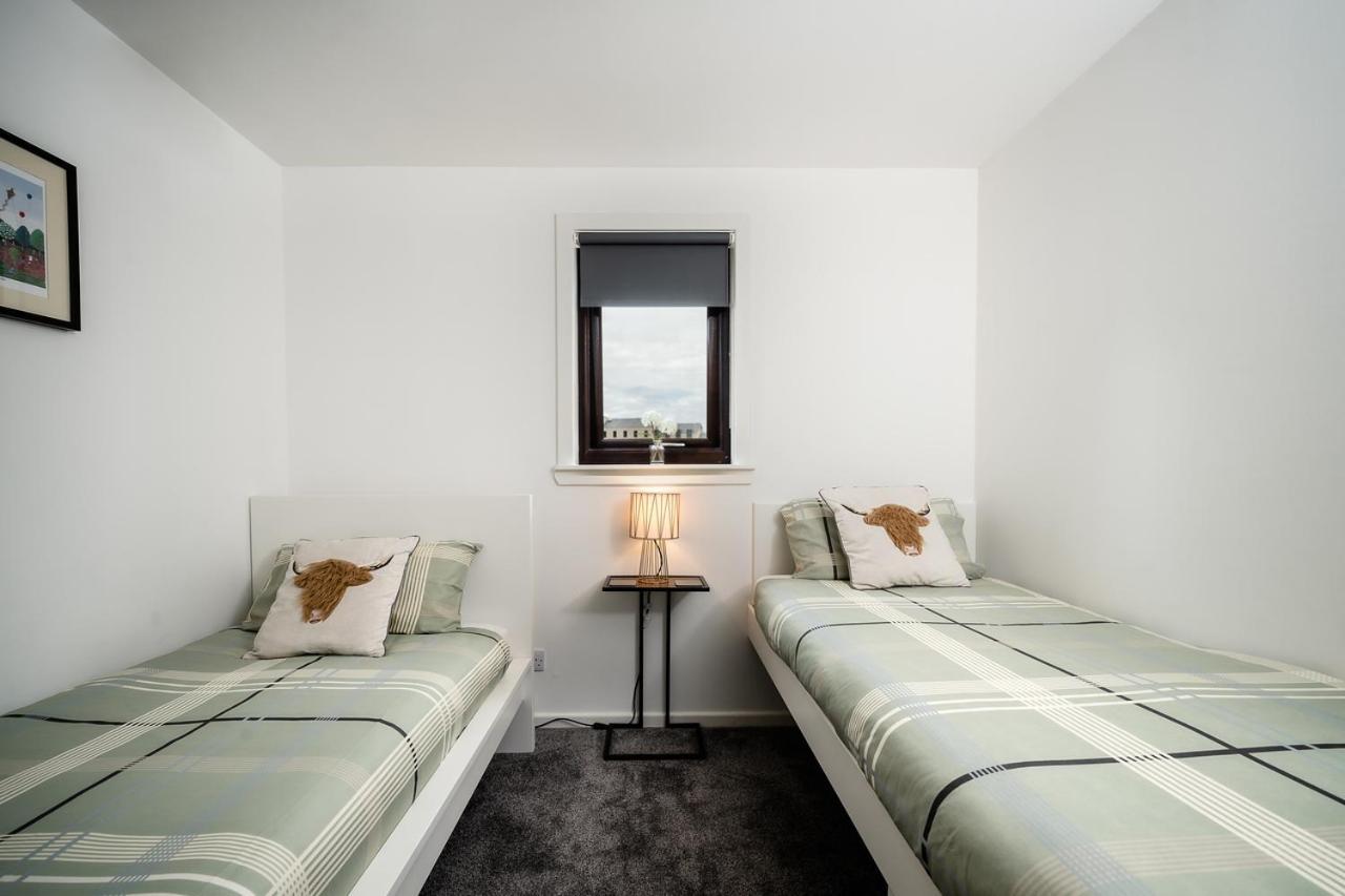 Ness Riverfront Holiday Home - City Centre Inverness Buitenkant foto