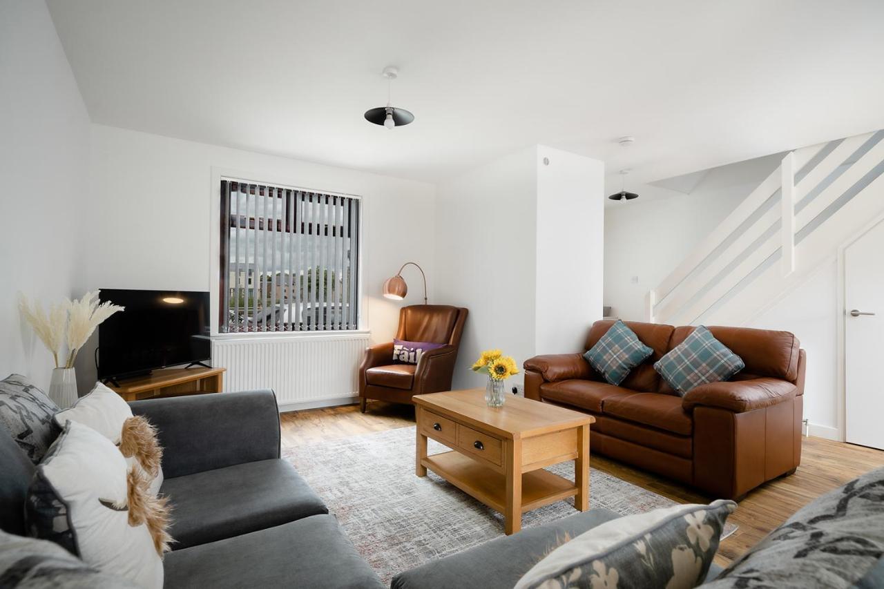 Ness Riverfront Holiday Home - City Centre Inverness Buitenkant foto